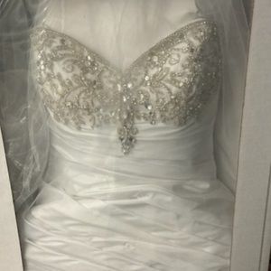 Mermaid style wedding dress